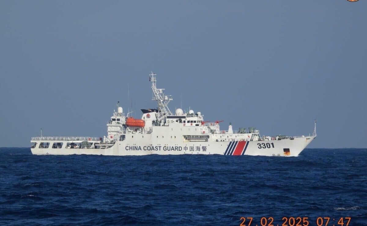 China Coast Guard’s 3301 off Zambales. 